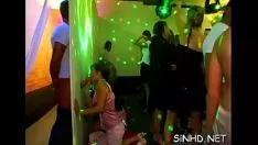 Oynat Nemli tip oral ıslatın