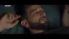 चलाएँ कॉमरेड और बहन गंभीर रूप से जाते हैं