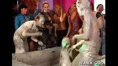 Redare Lesbo alimente solide fetich sex