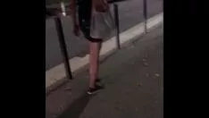 播放 真正的性爱带着浓重的口音四处走动