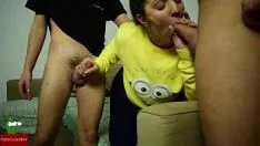 Reproducir Dos sashays para una puta