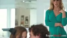 Putar Ibu menyelipkan gadis-gadis yang tidak akurat bf wtf- cherie de ville