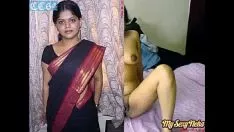 Putar Hot glamorous india bhabhi neha nair patung telanjang rekaman video porno