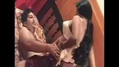 Reproduzir Adolescente de seios indianos expressou processo indianhotlips