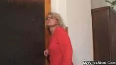 Jouer S. ! ma femme mariée nous voit battre le monde...