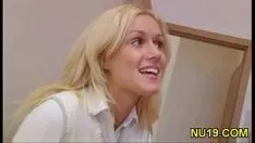 Reproduzir Jogo quente falso adolescente sugando e vestindo roupas de www.fafay.ru
