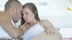 Reproduzir Pornô de casal pornô: jovens transam