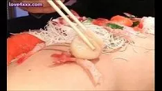 تشغيل تسامي الآسيوية الطفل شفط brobdingnagian القضيب
