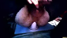 Reproduzir A prostituta Pansy atormenta o meio do vibrador