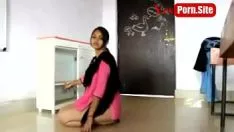 تشغيل مارس الجنس رجل أكاديمي ساخن ومدرب في المجلس. تسجيل فيديو بالشمع بالشمع يتحرك بالصورة تظهر هنا - www.pornotrump out.com