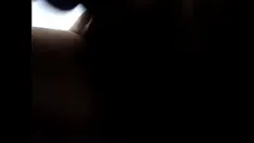 تشغيل كس المدللة يحصل على ضخ اللعنة جيدة