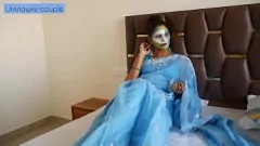 चलाएँ रोलप्ले में बड़े उपकरण के लिए सींग का बना एशियाई मल्किन रेखा तरसता है
