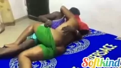 चलाएँ रोमांटिक मुठभेड़ में सींग का बना लैटिना पोर्नस्टार बीबीसी