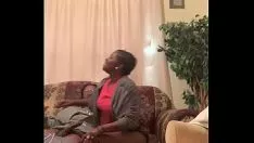 Play Skirt slabbering on my gumshoe