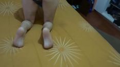 再生 ラティーナの化膿は完全にクライマックスが叫び、彼のサシェイを彼女のお尻に上げます