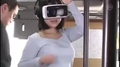 Riproduci Preziosa asiatica si fa scopare sul bus indossando occhiali vr 3 (har-064)